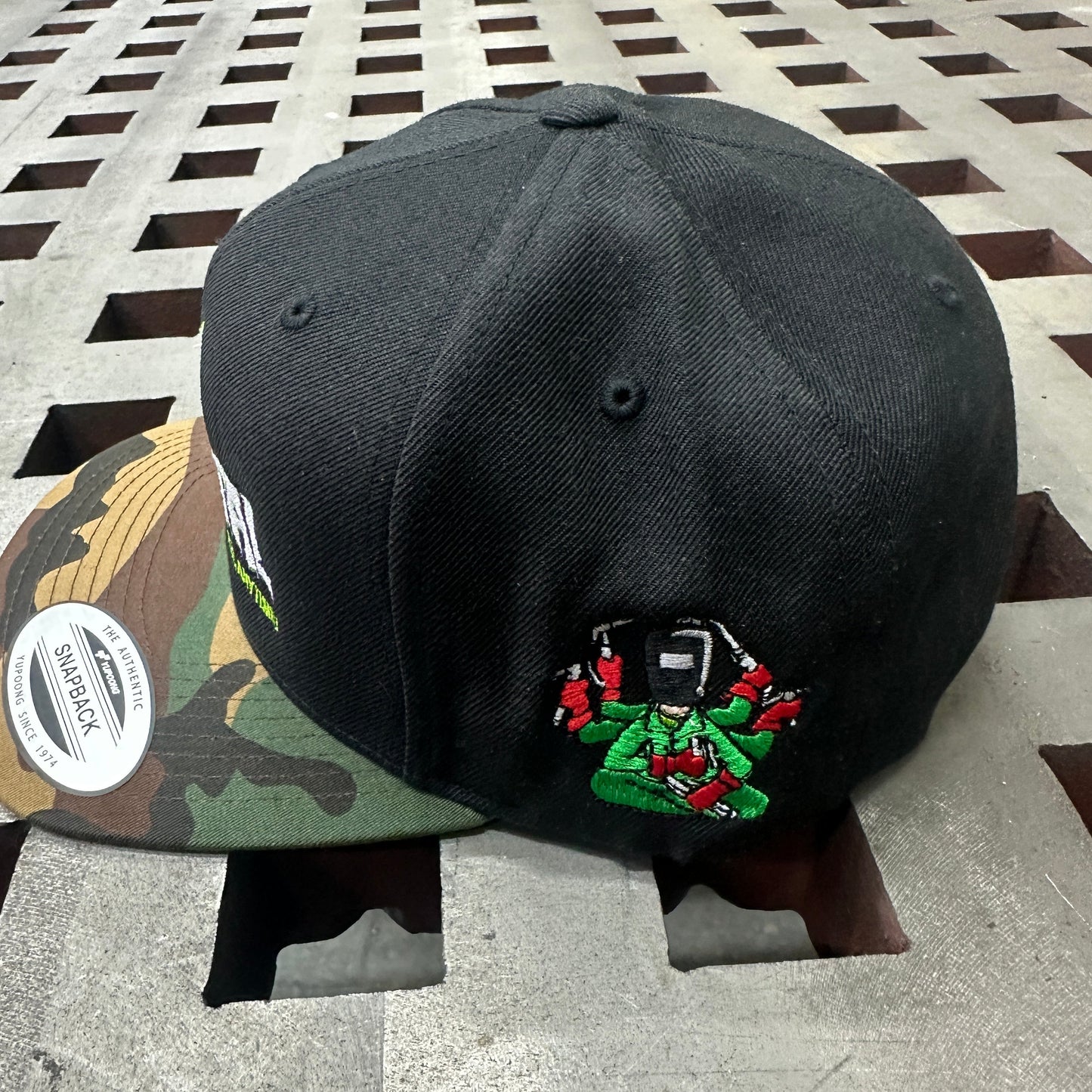 Meltin Metal Camo Snapback